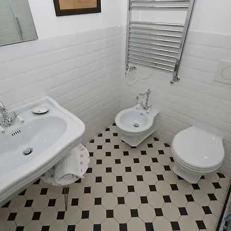 Appartement Salita Plinio 1 *